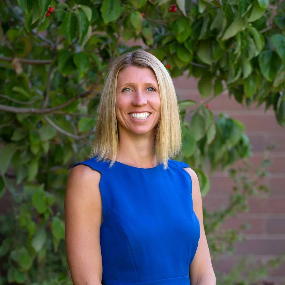 a person in a blue dress