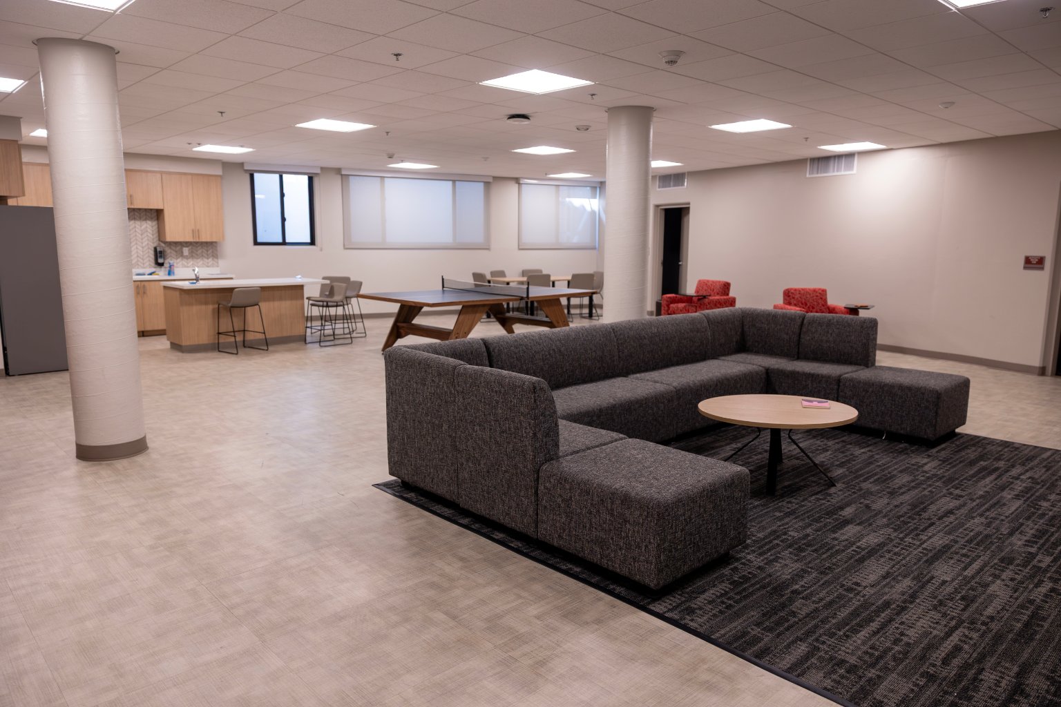 778A0795-Enhanced-NR