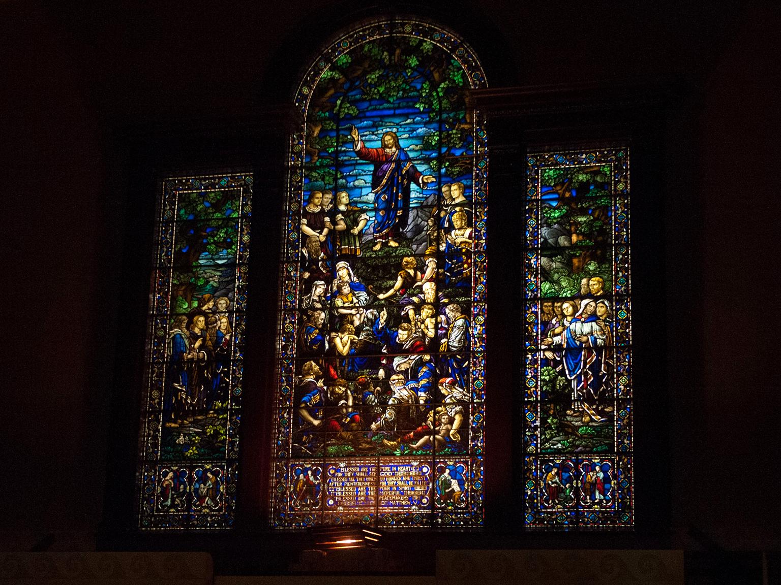 Image card - Feast of Lights at memorial chapel (1)