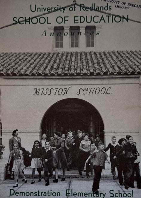 Demonstration school image