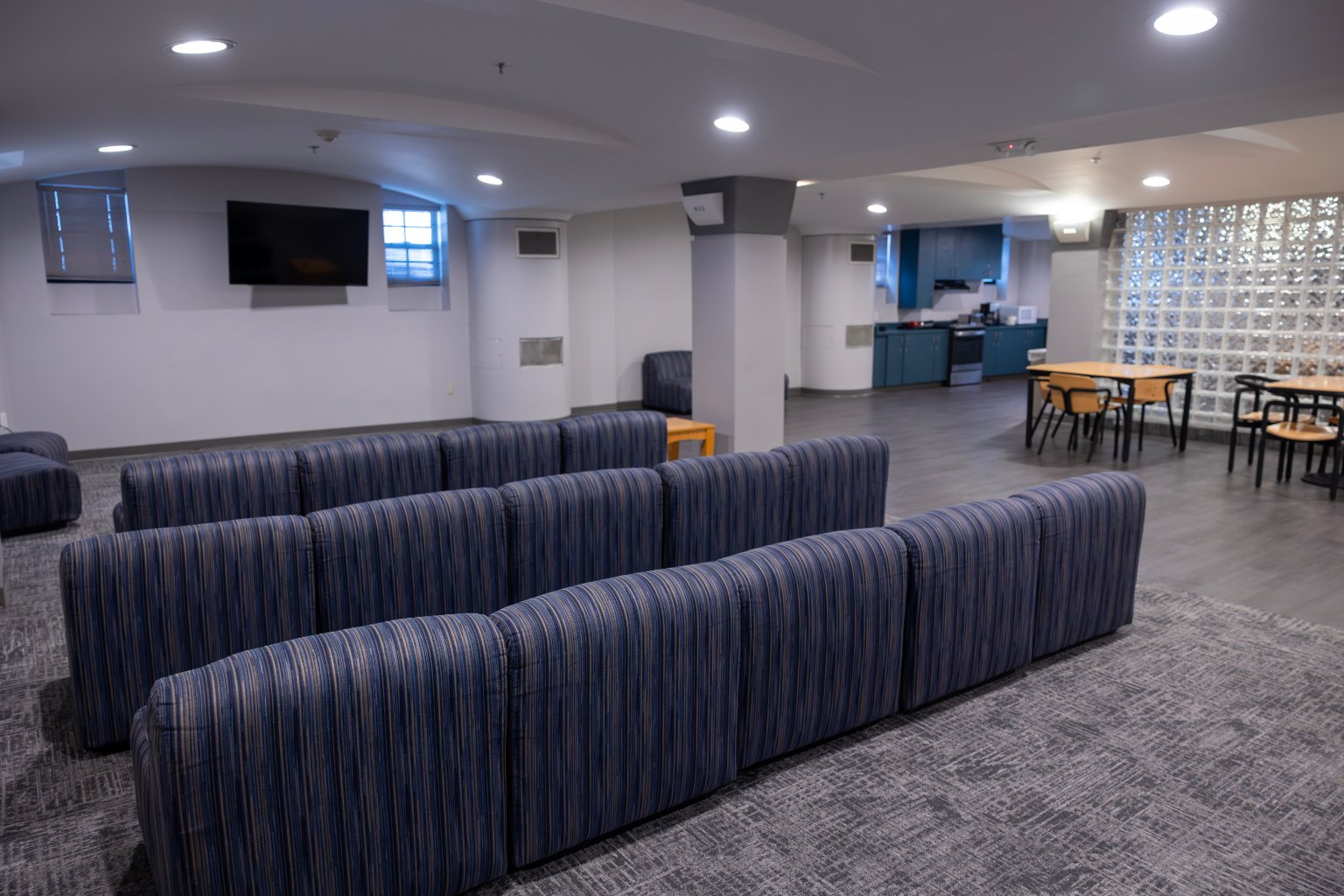 778A0676-Enhanced-NR