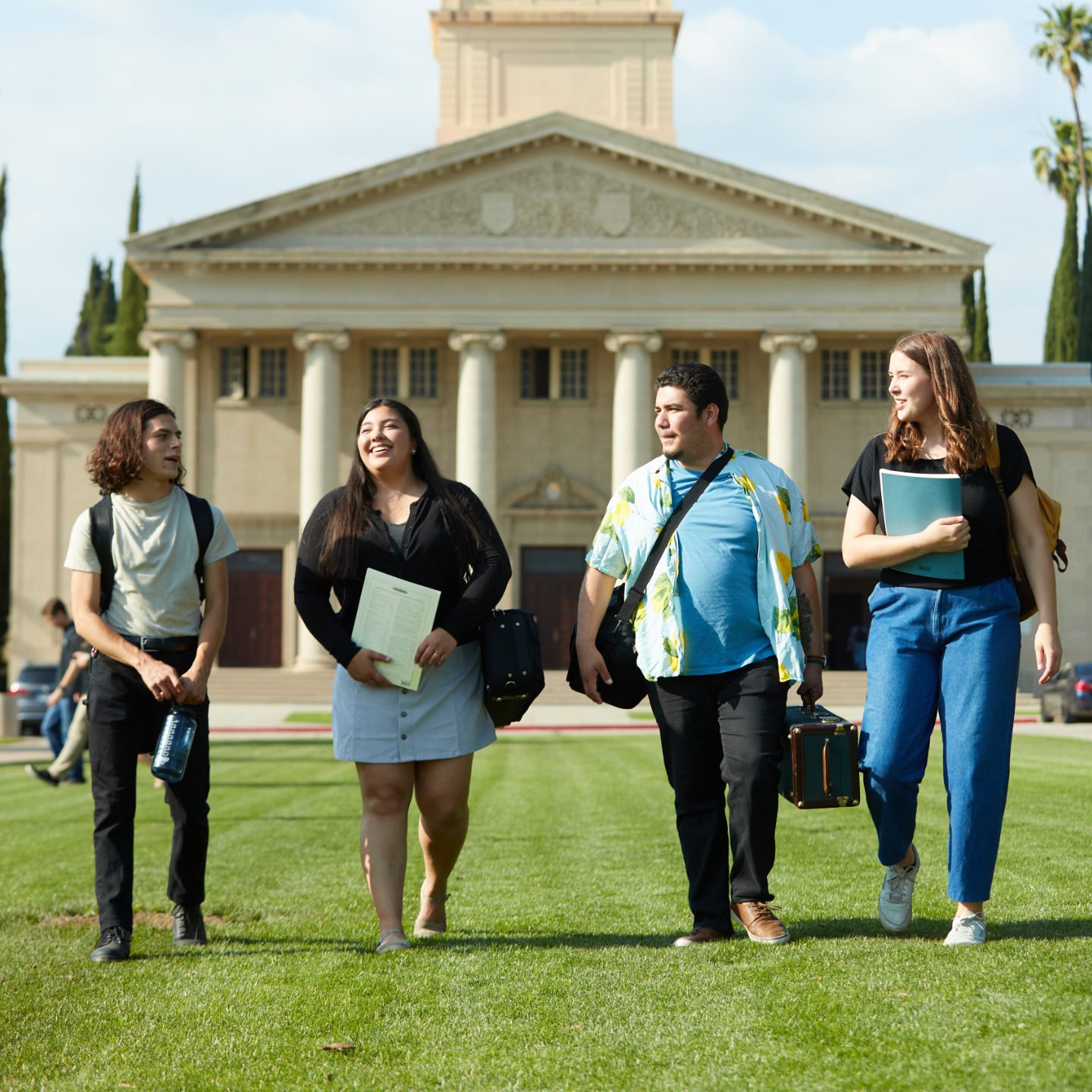 UR_Music_Prog_041622_b0013-1440x1440