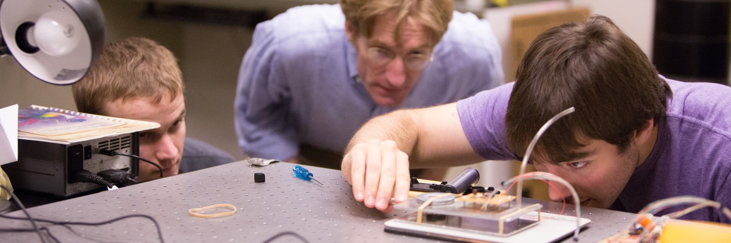 rs16971_015_science_summer_research_2014_wv