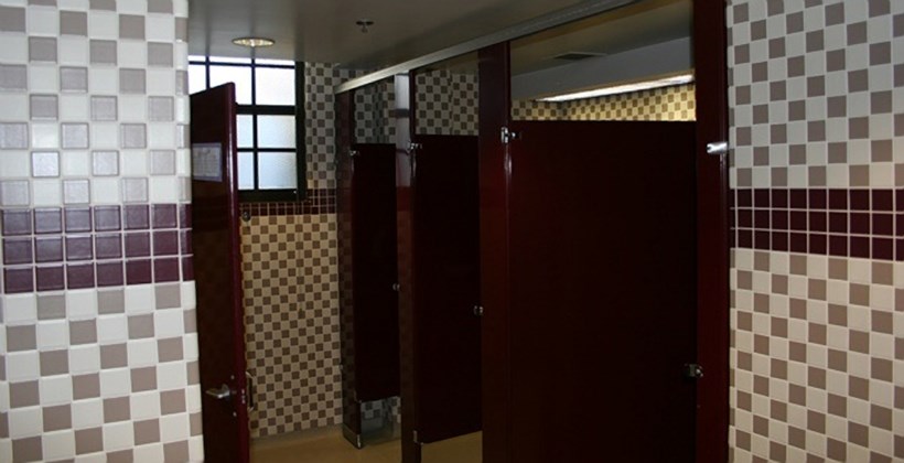 Melrose Hall Bathroom