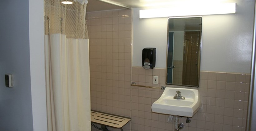 Merriam hall bathroom